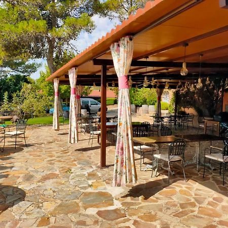 Bungalow Infanta Torrelaguna ภายนอก รูปภาพ