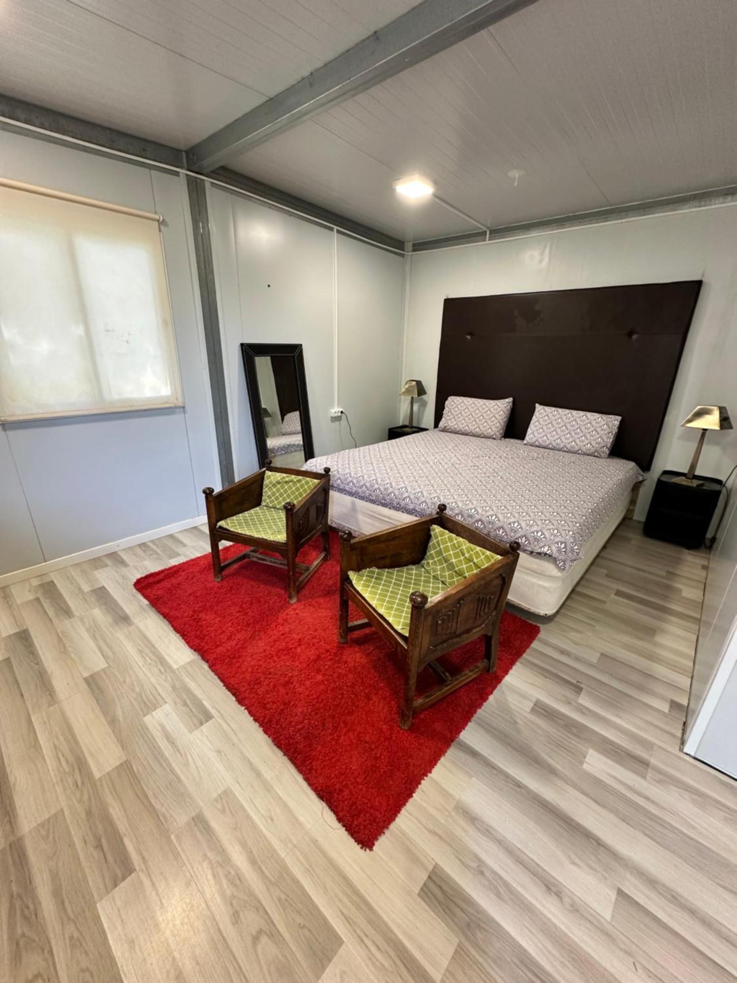 Bungalow Infanta Torrelaguna ภายนอก รูปภาพ